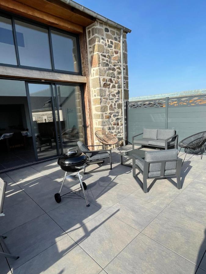 Magnifique Corps De Ferme Renove Avec Jacuzzi Hillion Exterior foto